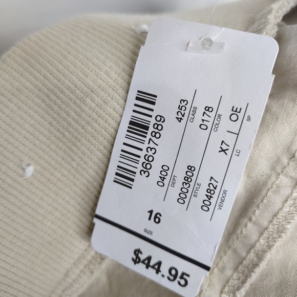 CJ BANKS MODERATELY CURVY CAPRI PANTS 16 AVERAGE - Picture 3 of 11